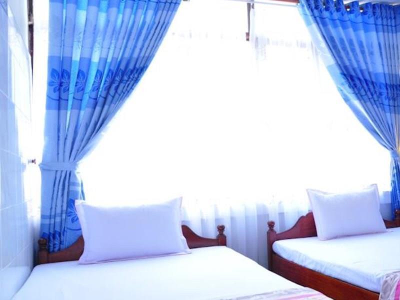 Anh Linh 1 Hotel Dong Hoi Exteriör bild
