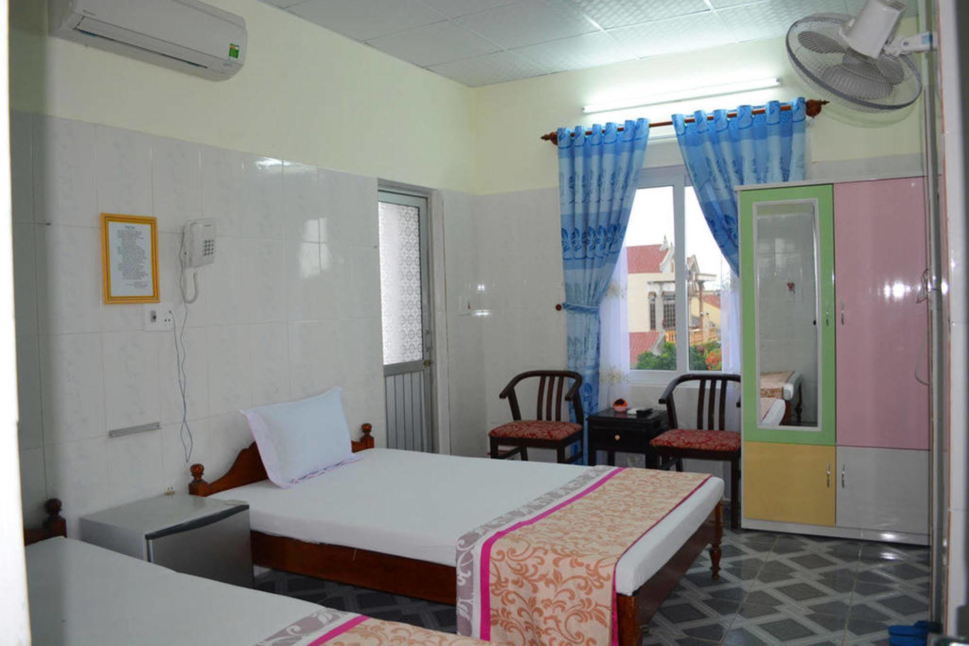 Anh Linh 1 Hotel Dong Hoi Exteriör bild