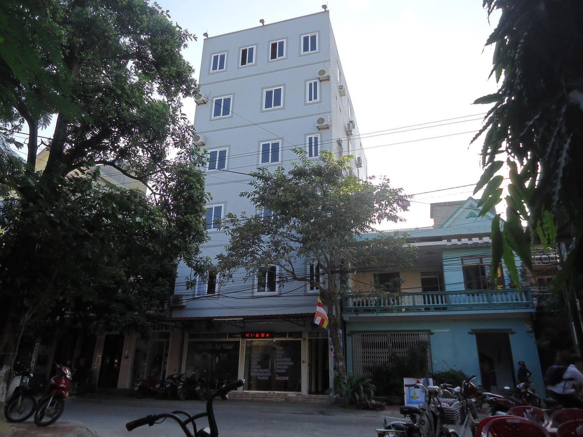Anh Linh 1 Hotel Dong Hoi Exteriör bild